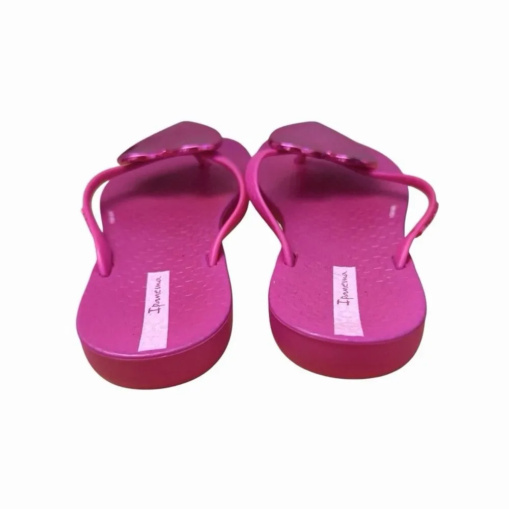 Ipanema Kids Girls Sz 2/3 Pink Flip Flops Heart Accent Sandals Slip On